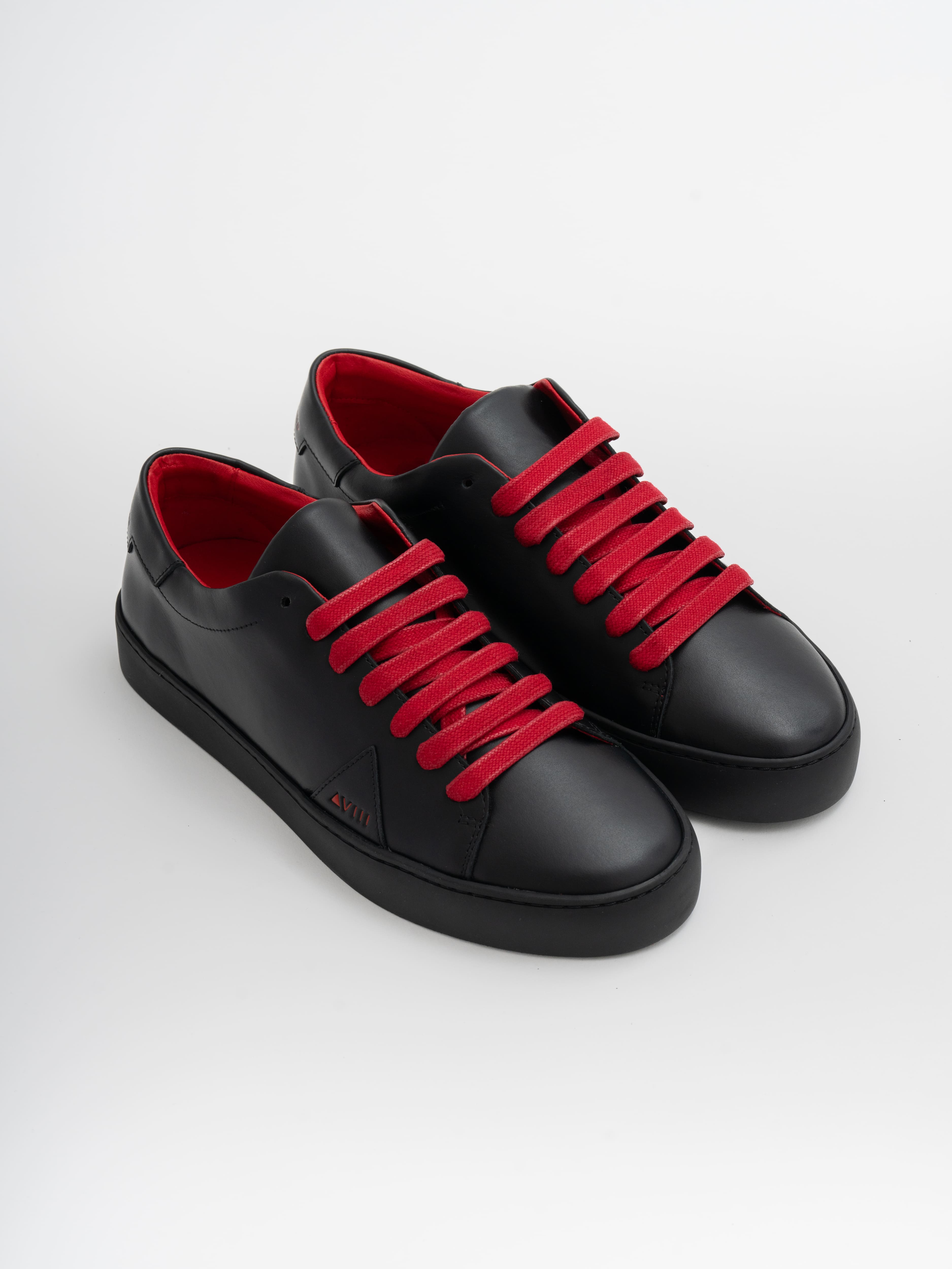 The VIII Stand By FT / The 5127 Black