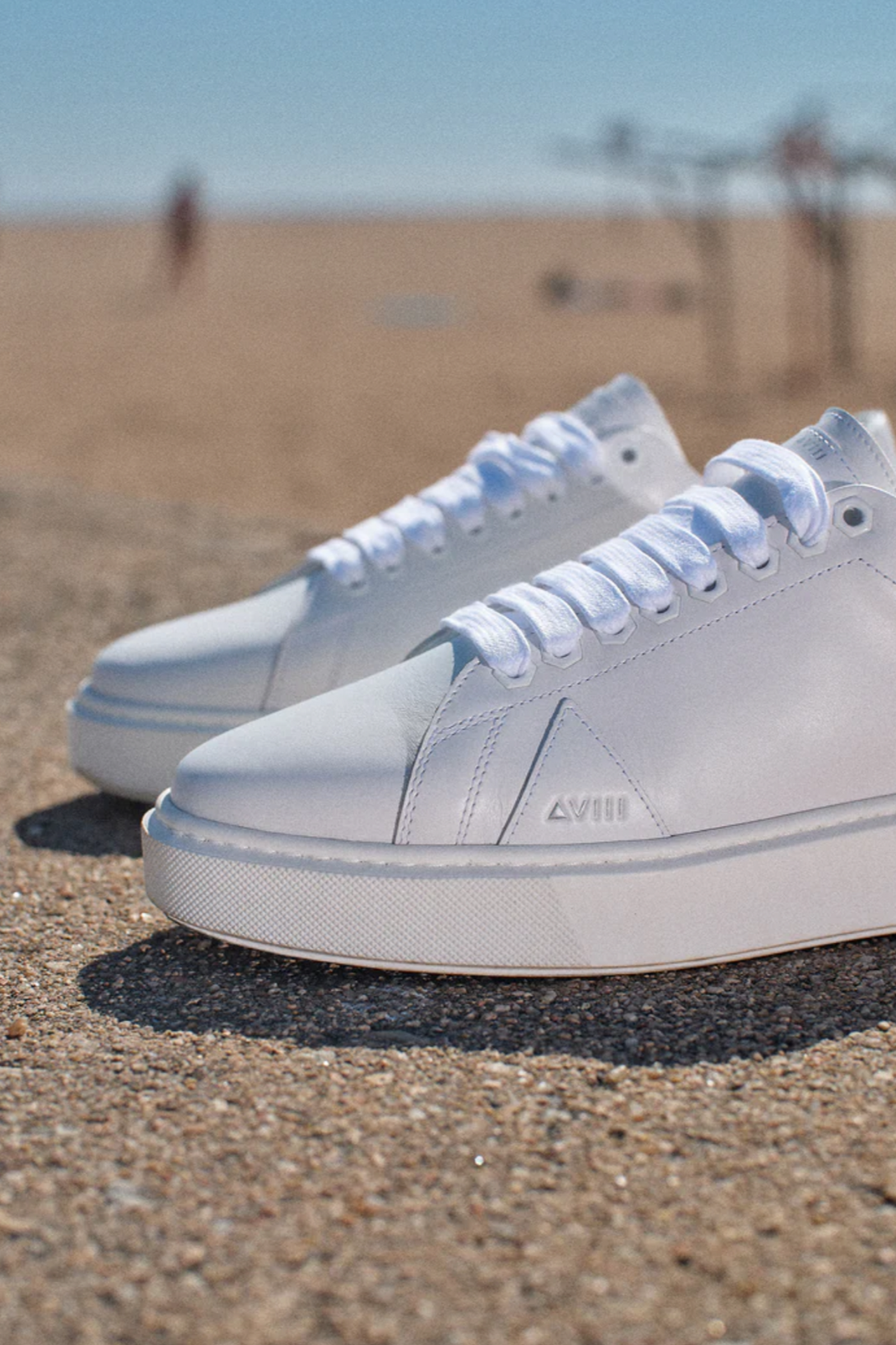 The VIII Stand By FT / Phoenix Oversized Sole White